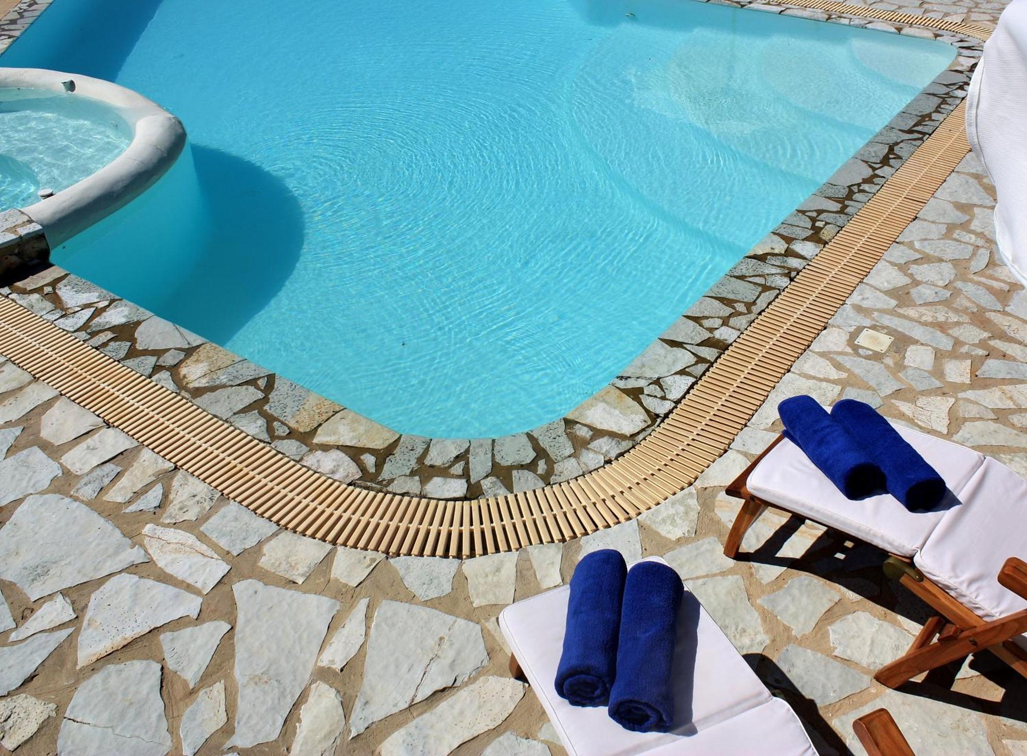 Boutique Galini, Member Of The Small In Greece, Adults Only * Volímai